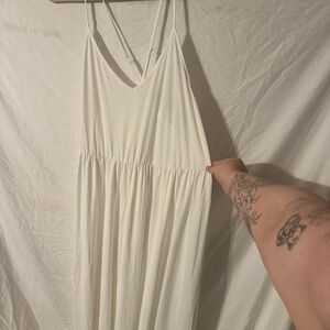 Cider Elegant White Maxi Dress with Straps